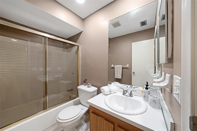 Image 17 of 34 For 9637 15th Ct