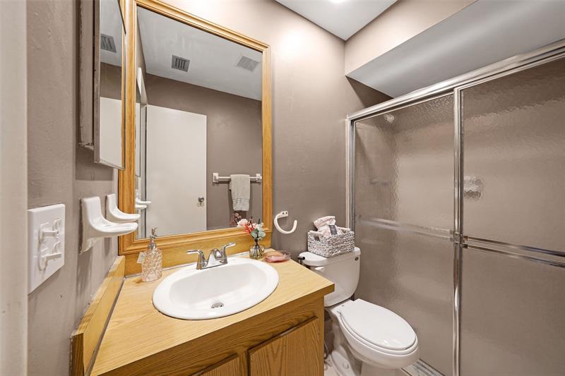 Image 20 of 34 For 9637 15th Ct