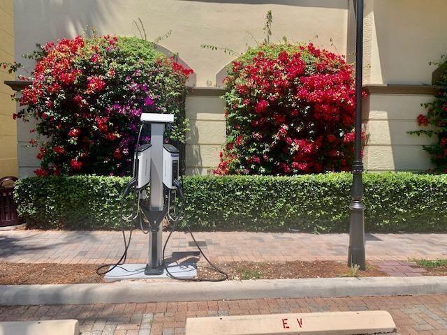 Image 70 of 70 For 2633 14th Ave  400