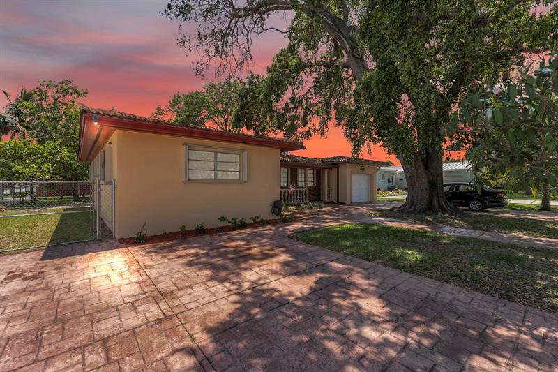 Details for 1100 Heron Ave, Miami Springs, FL 33166