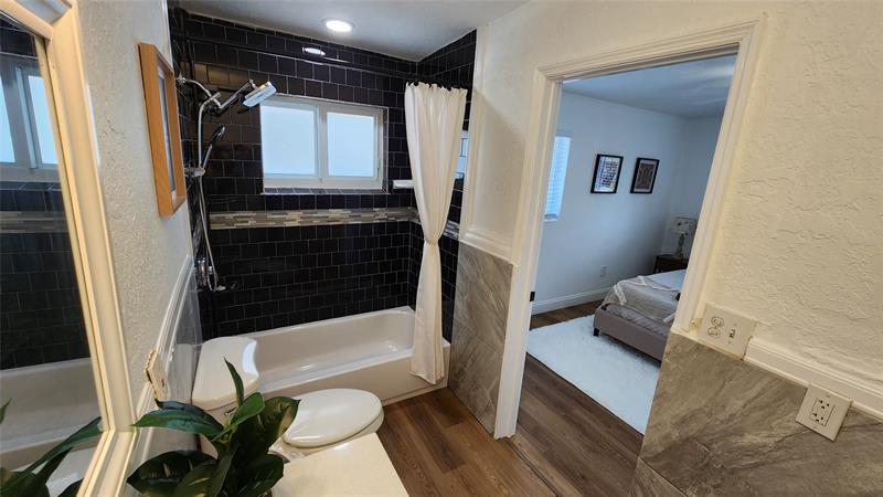 Image 19 of 25 For 3106 Avenue B