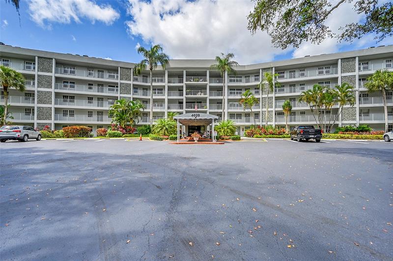 Details for 4020 Palm Aire Dr  503, Pompano Beach, FL 33069