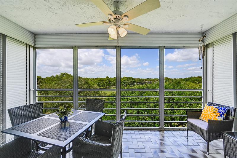 Image 31 of 53 For 4020 Palm Aire Dr  503