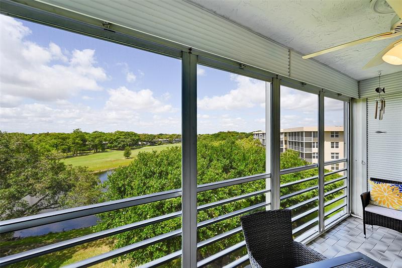 Image 34 of 53 For 4020 Palm Aire Dr  503