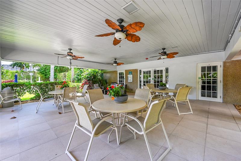 Image 42 of 53 For 4020 Palm Aire Dr  503