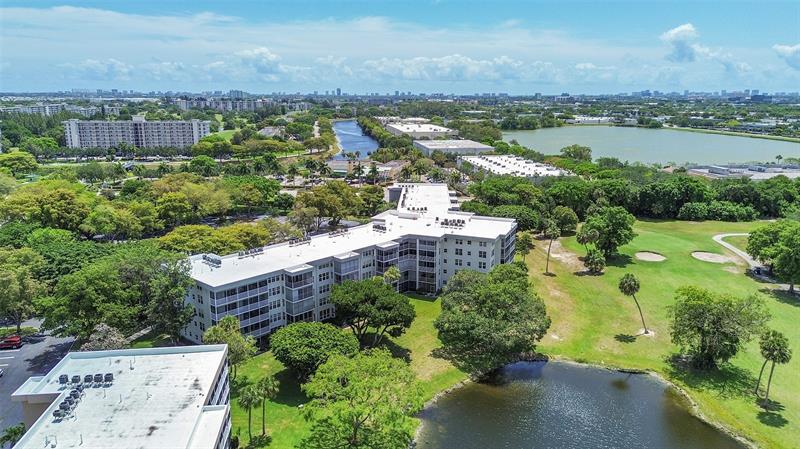 Image 50 of 53 For 4020 Palm Aire Dr  503