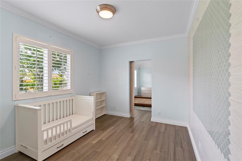 Image 21 of 41 For 1141 101st Ave
