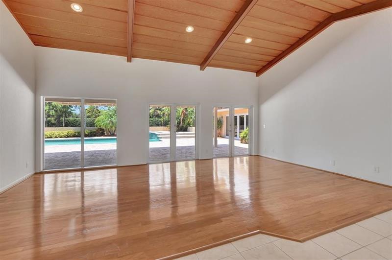 Image 13 of 77 For 11106 Whispering Pines Ln