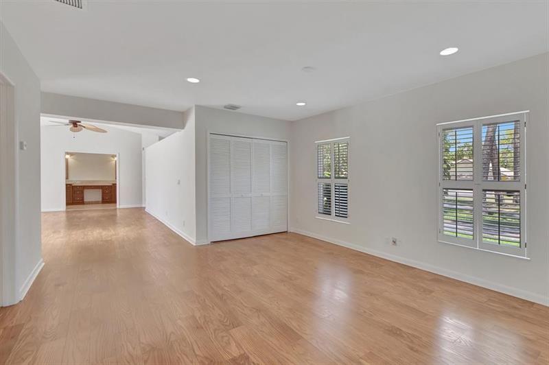 Image 18 of 77 For 11106 Whispering Pines Ln