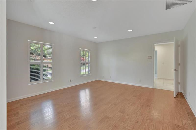 Image 19 of 77 For 11106 Whispering Pines Ln