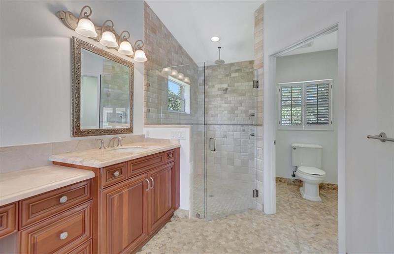 Image 26 of 77 For 11106 Whispering Pines Ln