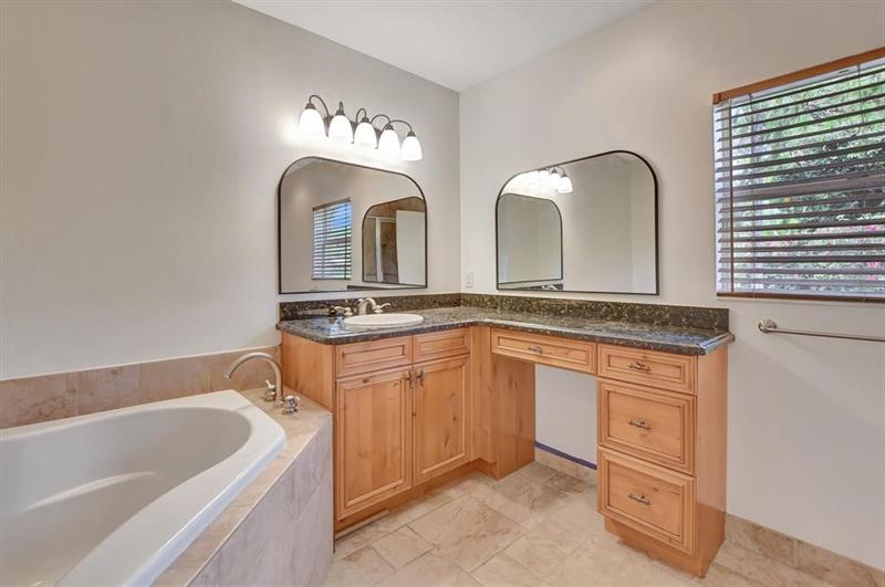 Image 31 of 77 For 11106 Whispering Pines Ln
