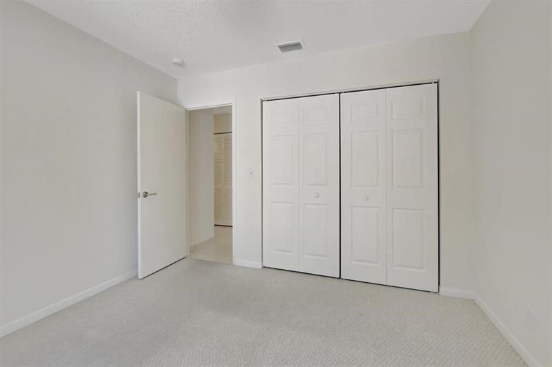 Image 37 of 77 For 11106 Whispering Pines Ln