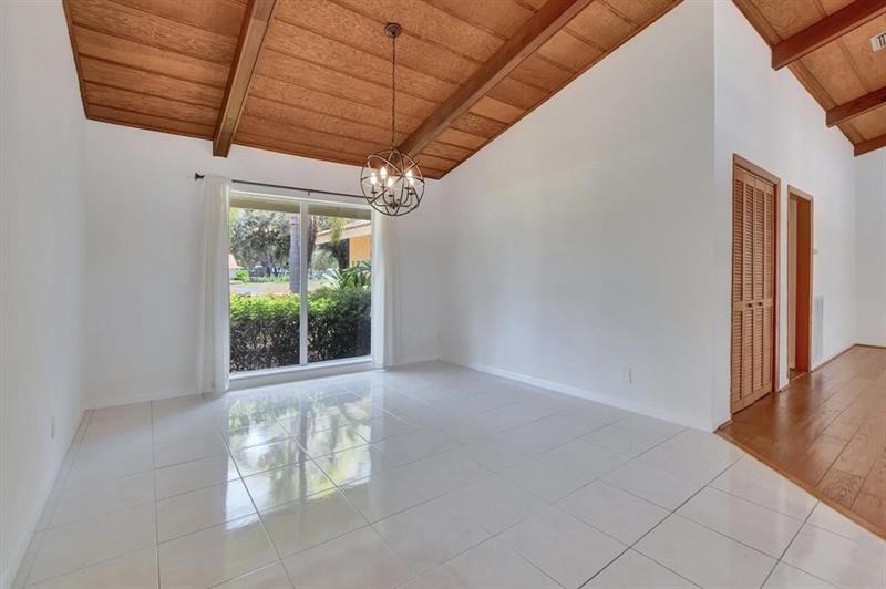 Image 38 of 77 For 11106 Whispering Pines Ln