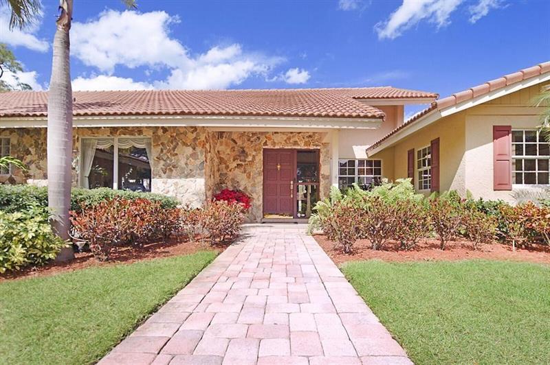 Image 4 of 77 For 11106 Whispering Pines Ln