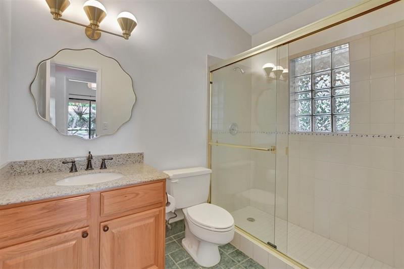 Image 50 of 77 For 11106 Whispering Pines Ln