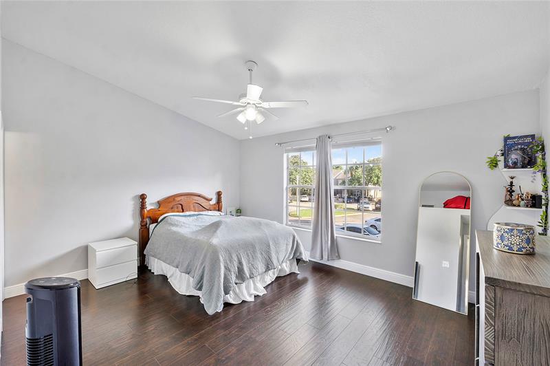 Image 16 of 26 For 12242 36th Pl  12242