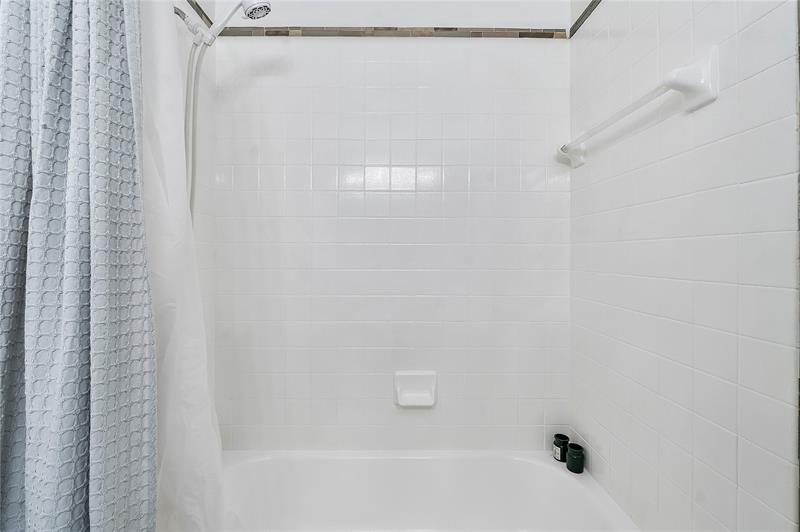 Image 20 of 26 For 12242 36th Pl  12242