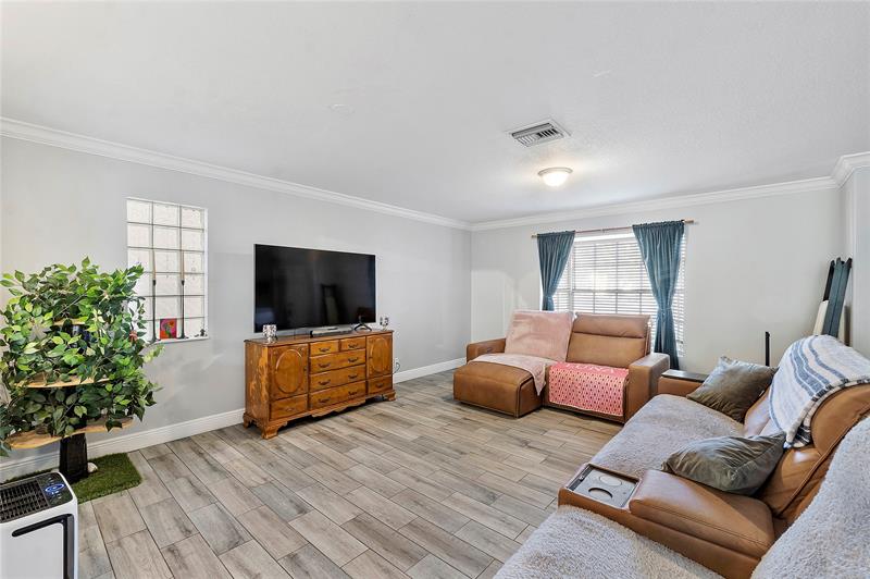 Image 9 of 26 For 12242 36th Pl  12242