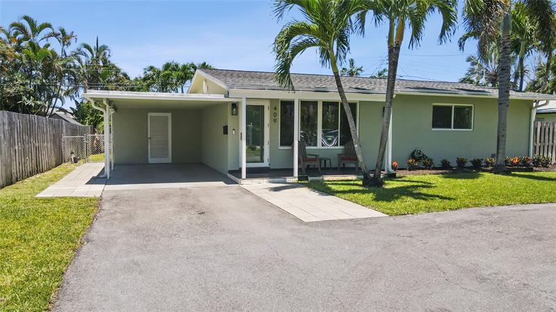 Image 11 of 41 For 409 27th Dr  