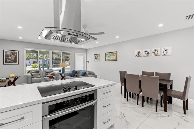 Image 23 of 41 For 409 27th Dr  