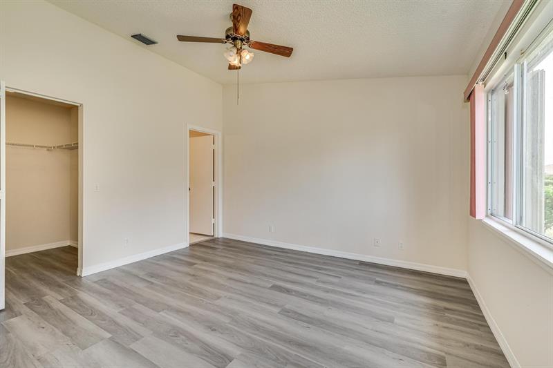 Image 10 of 27 For 1881 116th Way