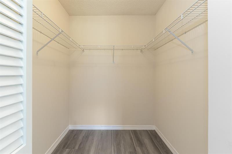 Image 13 of 27 For 1881 116th Way