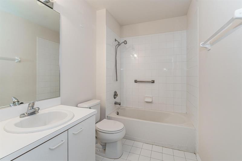 Image 25 of 27 For 1881 116th Way