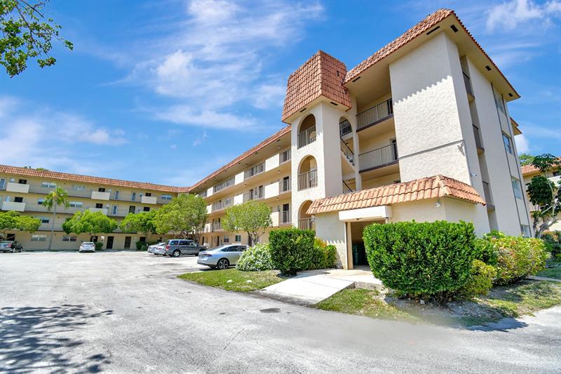 Details for 6201 Falls Circle Dr  207, Lauderhill, FL 33319