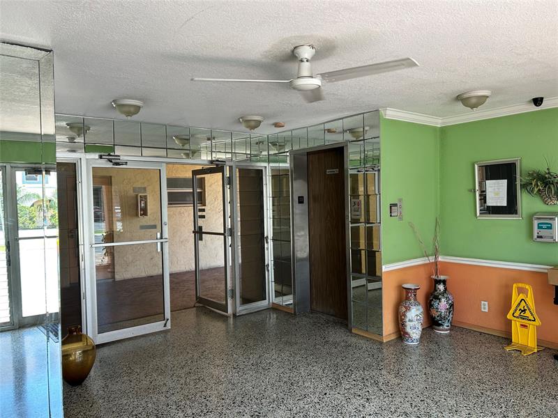 Image 7 of 26 For 4191 41st St  312