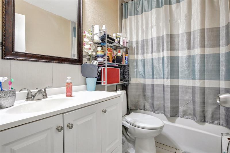 Image 14 of 20 For 9725 26th Ct  4