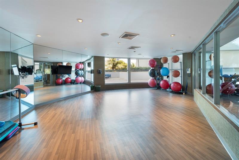 Image 40 of 41 For 3101 Ocean Dr  905
