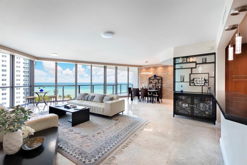 Image 5 of 41 For 3101 Ocean Dr  905