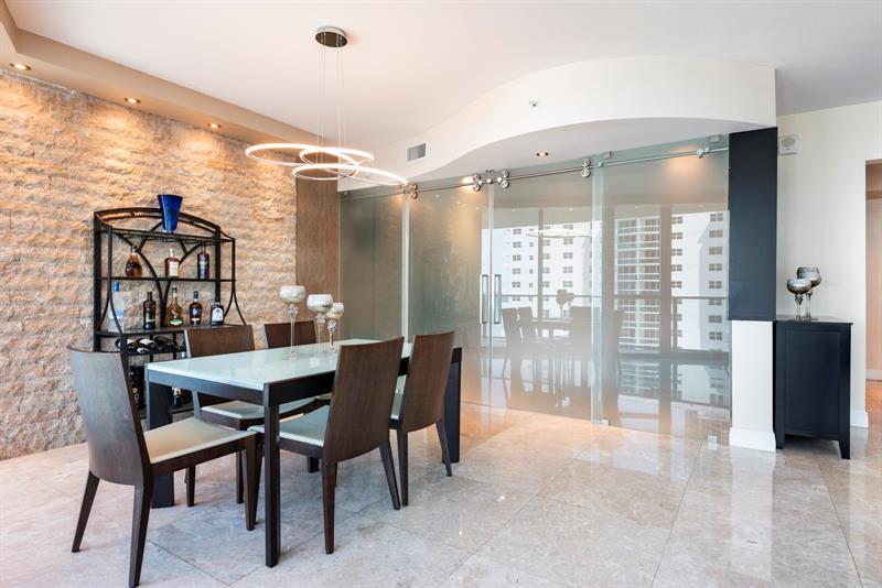 Image 7 of 41 For 3101 Ocean Dr  905