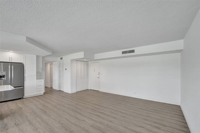 Image 14 of 42 For 2500 48th Ln  103