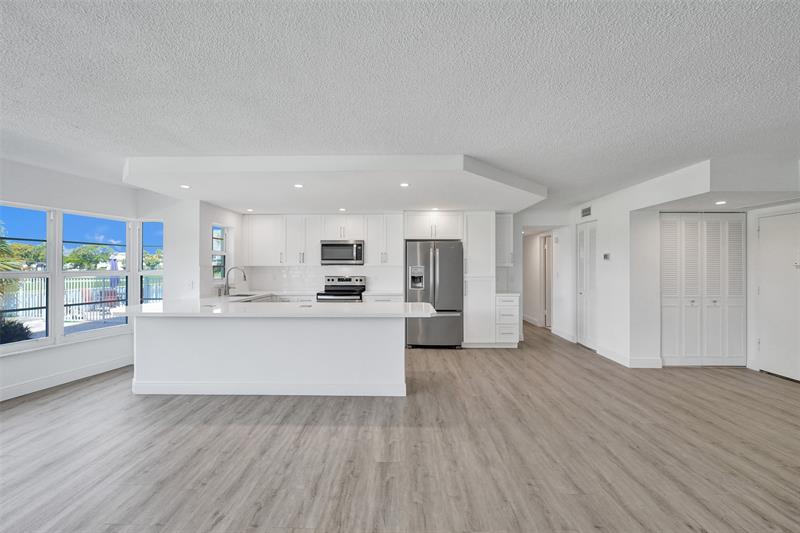 Image 17 of 42 For 2500 48th Ln  103