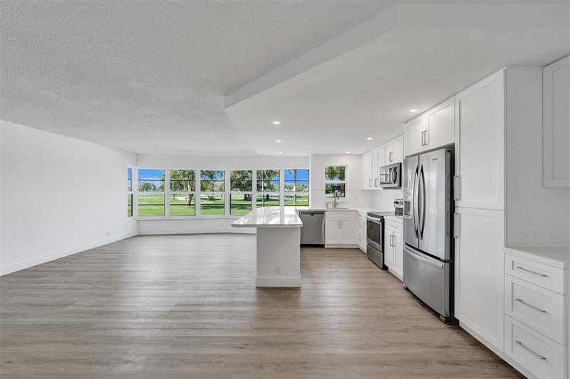 Image 20 of 42 For 2500 48th Ln  103