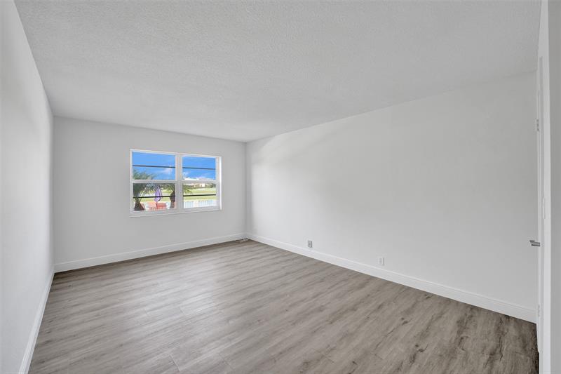 Image 30 of 42 For 2500 48th Ln  103