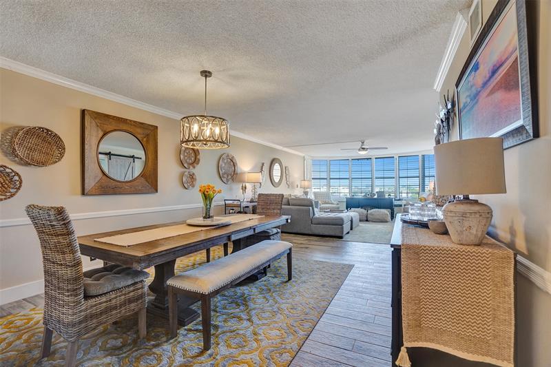 Image 10 of 76 For 3051 48th St  509