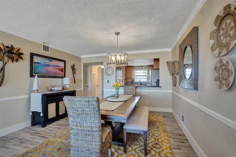 Image 9 of 76 For 3051 48th St  509