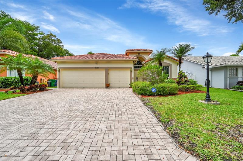 Details for 5791 48th Dr, Coral Springs, FL 33067