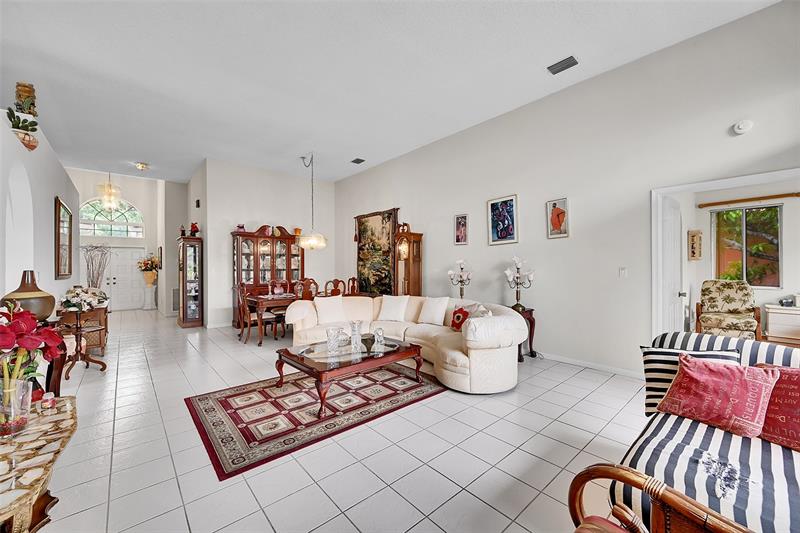 Image 14 of 48 For 5791 48th Dr
