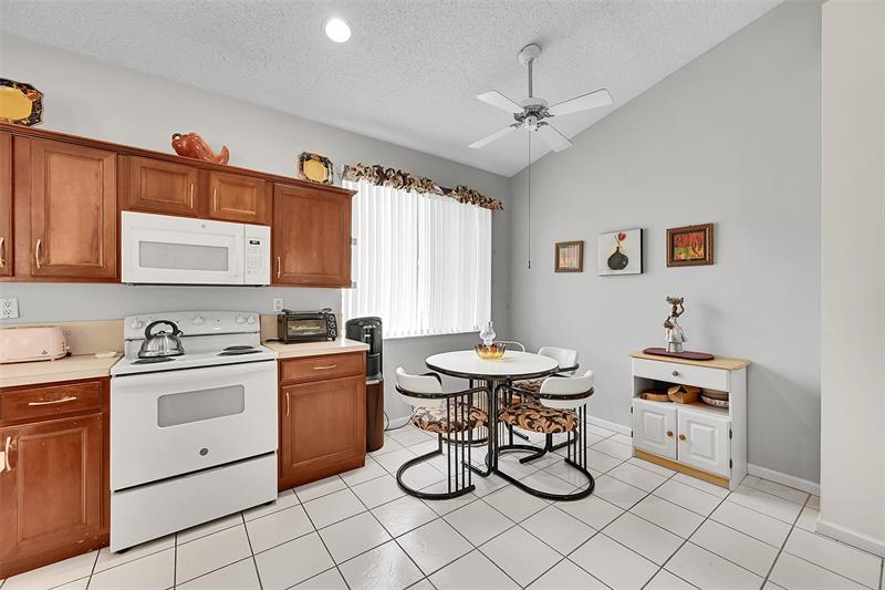 Image 21 of 48 For 5791 48th Dr