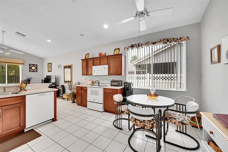 Image 22 of 48 For 5791 48th Dr