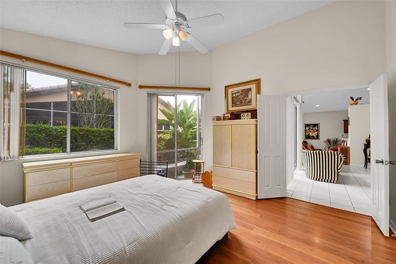 Image 27 of 48 For 5791 48th Dr