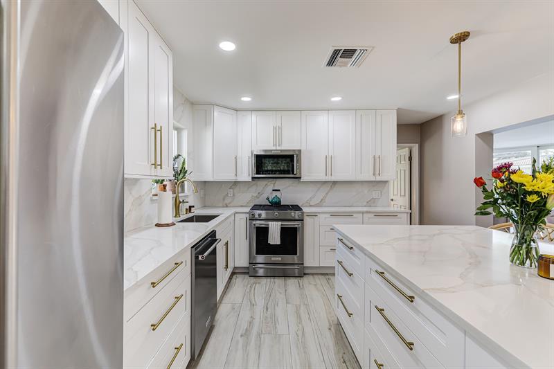 Image 13 of 69 For 341 3rd St  