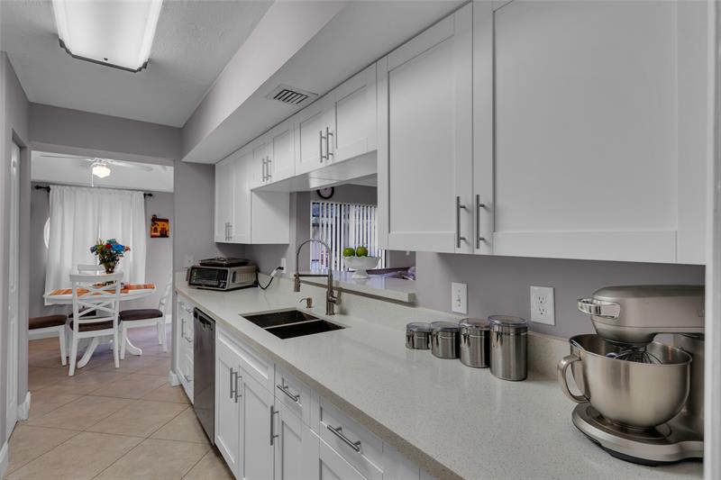Image 21 of 50 For 11694 20 Drive