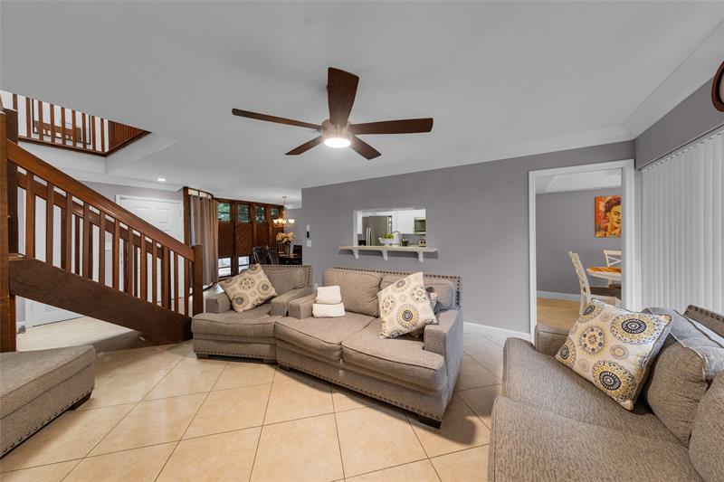 Image 39 of 50 For 11694 20 Drive