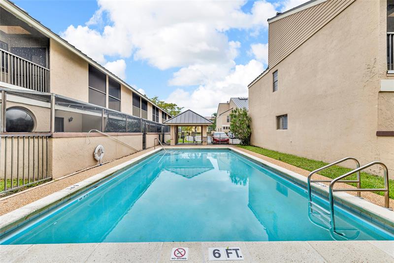 Image 5 of 50 For 11694 20 Drive