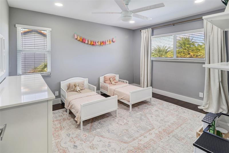 Image 30 of 46 For 7110 44th Lane